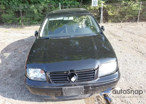 2003 Volkswagen Jetta Gls 1.8T from USA, damaged, VIN 3VWSE69M03M051659